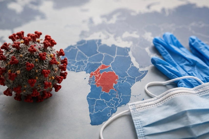 Laborständer mit Probenröhrchen und medizinischem Material zur Veranschaulichung des Ebola-Ausbruchs in der DR Kongo