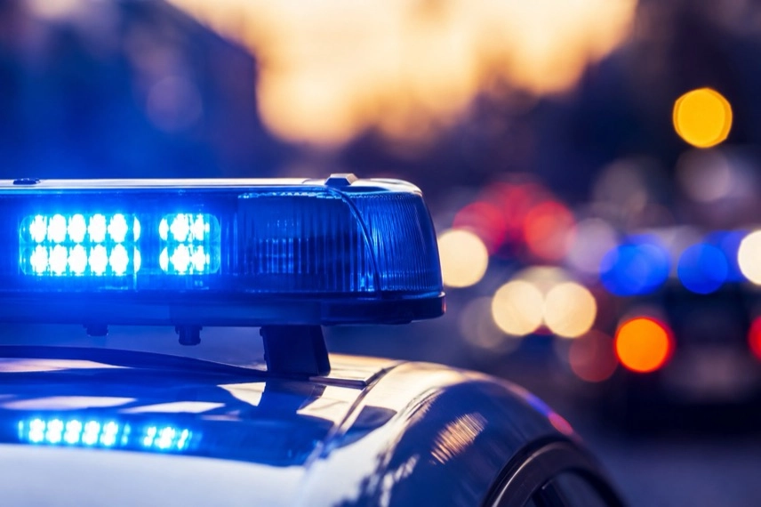 Neutrales Rettungsfahrzeug als Motiv zu einem schweren Verkehrsunfall im Landkreis Vechta