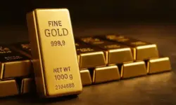 Goldbarren als Symbolbild für steigenden Goldpreis über 4000 US-Dollar je Unze, fotorealistische Aufnahme mit Tiefenschärfe.