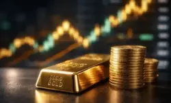 Goldbarren auf dunkler Oberfläche mit unscharfem, abstrahiertem Börsenhintergrund, symbolisch für Goldpreis und Finanzmärkte